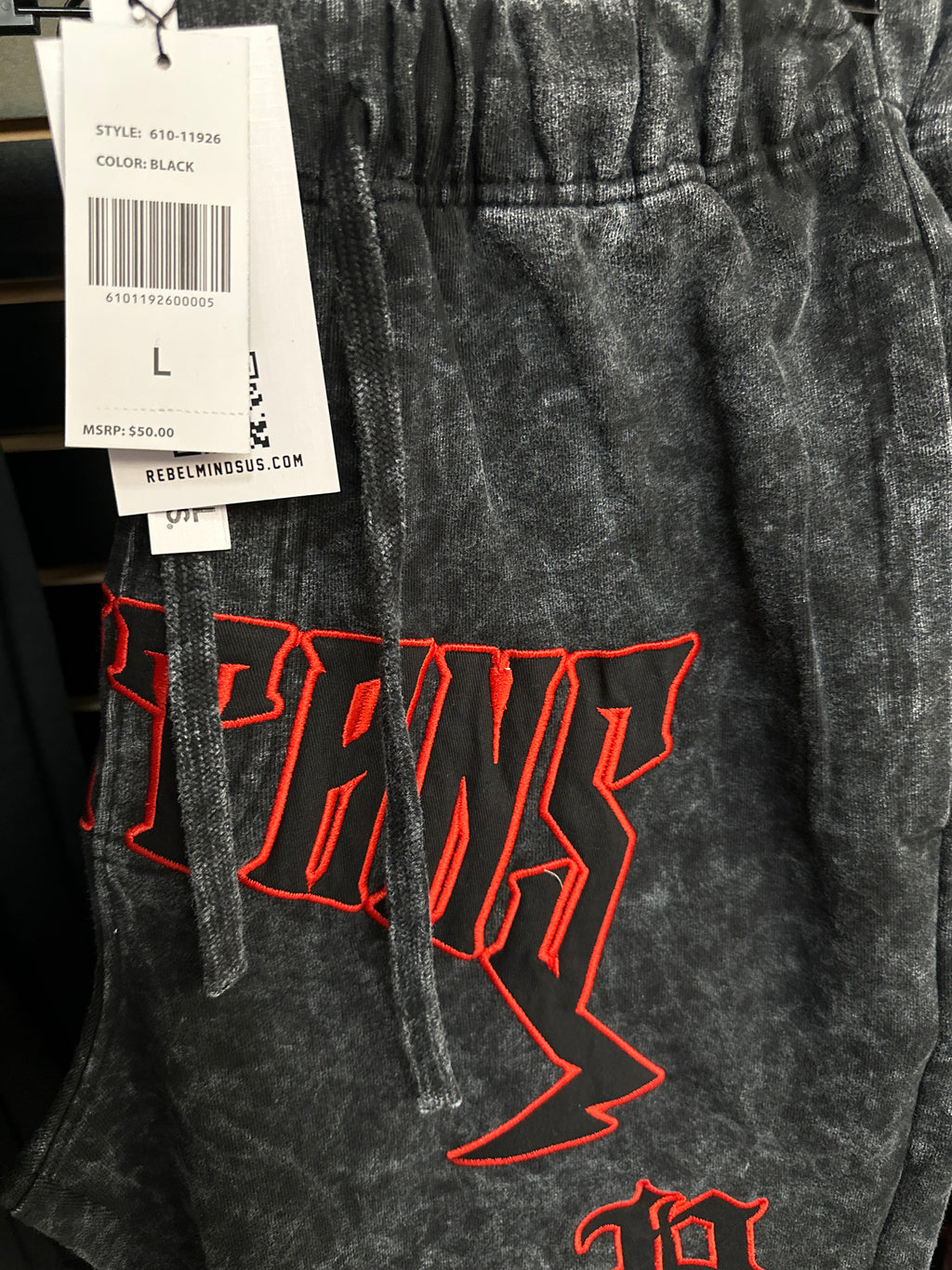 Rebel Minds Spartans Acid-Wash Shorts – Black/Red