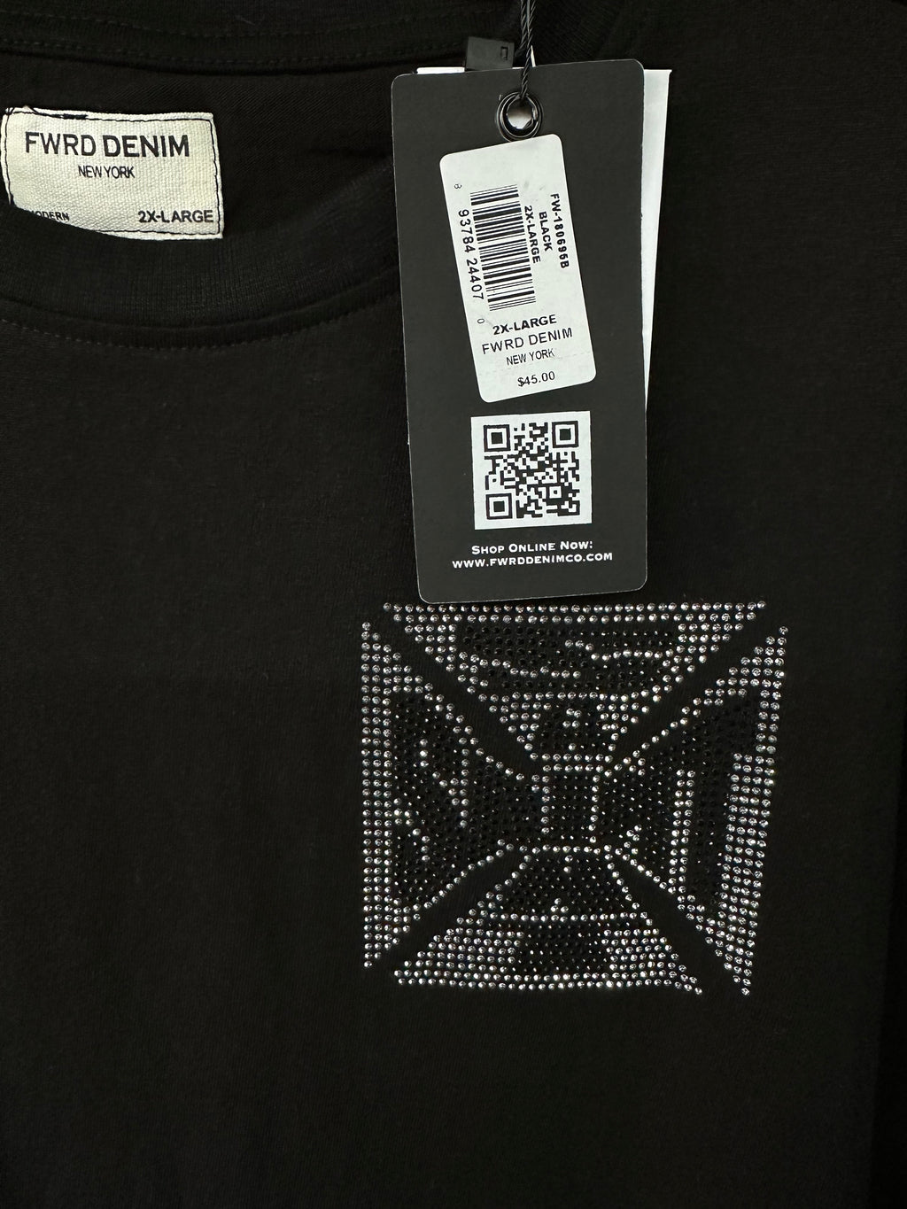 MEN'S SAINT CRYSTAL S/SLV TEE - BLACK