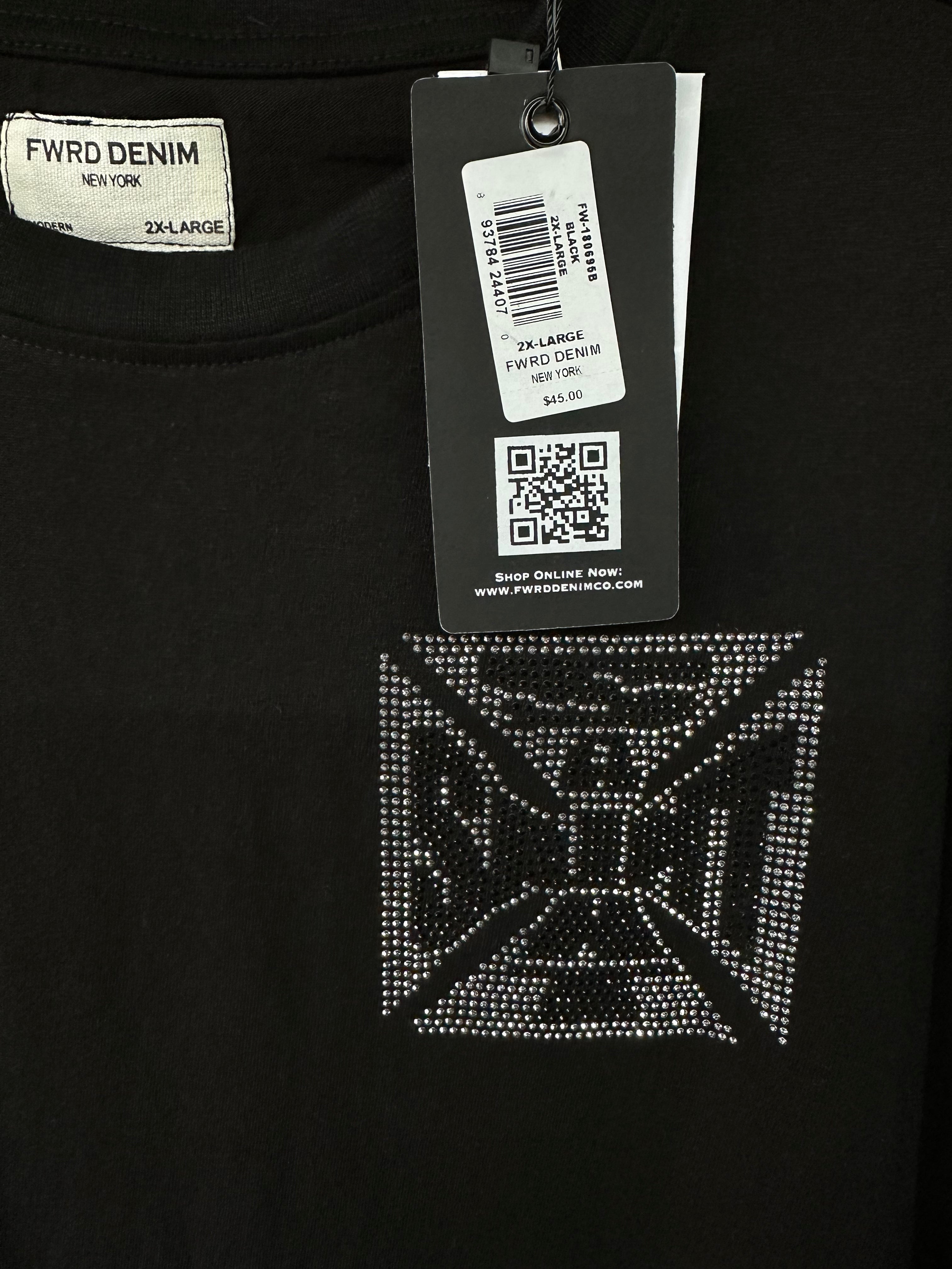 MEN'S SAINT CRYSTAL S/SLV TEE - BLACK